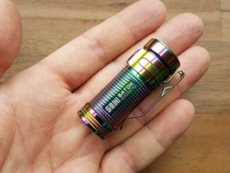 Baton Titan Rainbow - EDC Taschenlampe