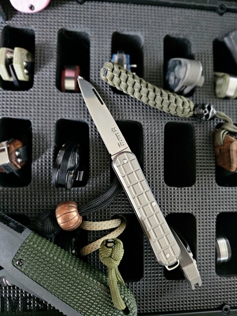 Review KNIVES Vulpis 130