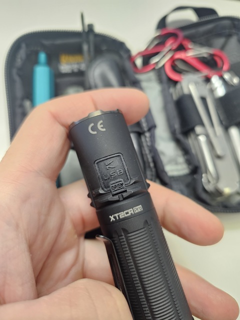 EDC Taschenlampe für Alltag und Outdoor