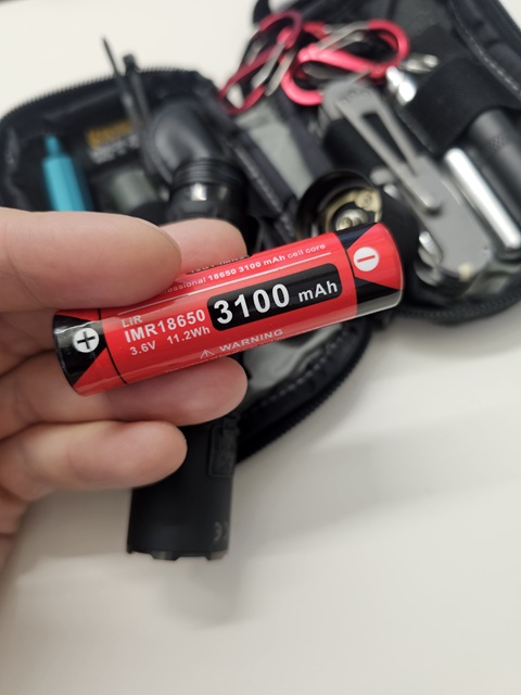 wiederaufladbare USB-C Taschenlampe